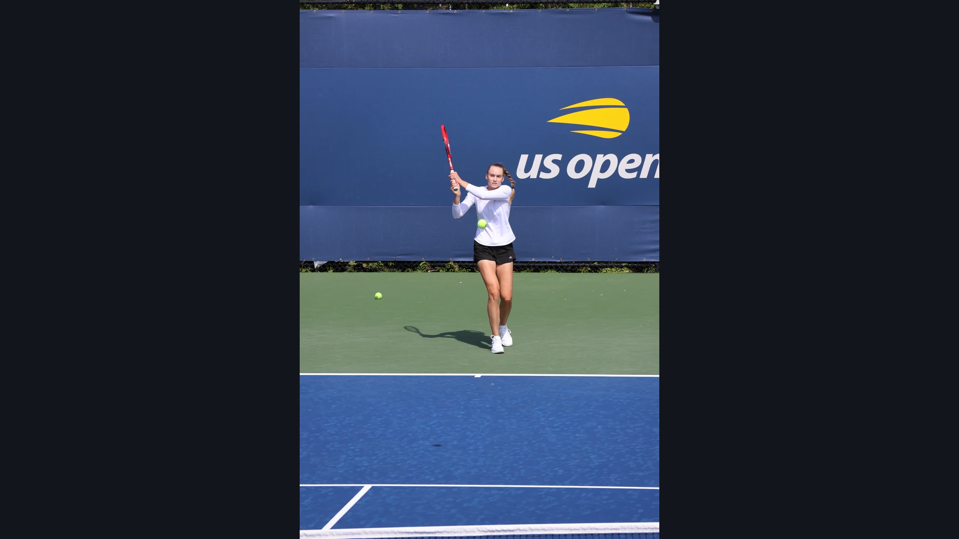 Sabalenka fremtvinger et tredje sæt