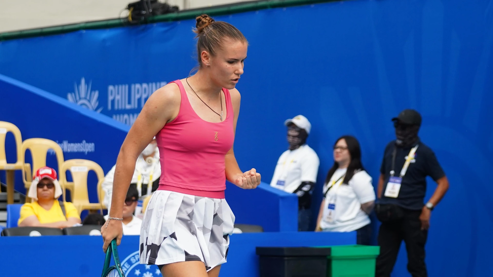 Tatiana Prozorova alcanza su primera semifinal de la WTA antes de que una lesión termine con su participación en Singapur