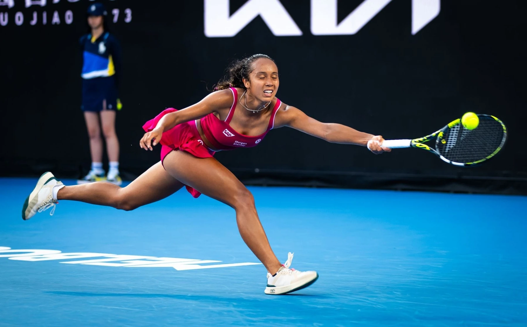 Imagen de apoyo para Pegula se recupera tras perder el primer set y derrota a Fernandez en Nueva York